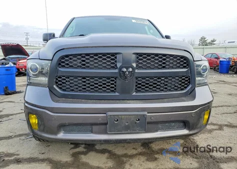 2017 Ram 1500 Laramie z USA, uszkodzony, nr VIN 1C6RR7VT9HS835529